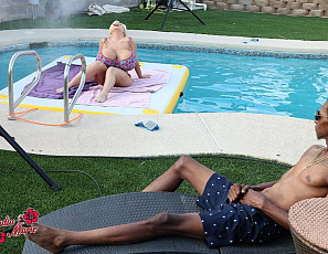 content/060525bigtitsummer5/2.jpg